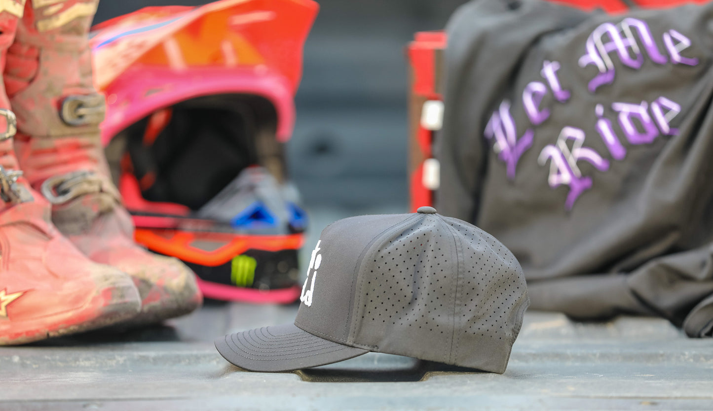5- Panel Moto Dad Hat
