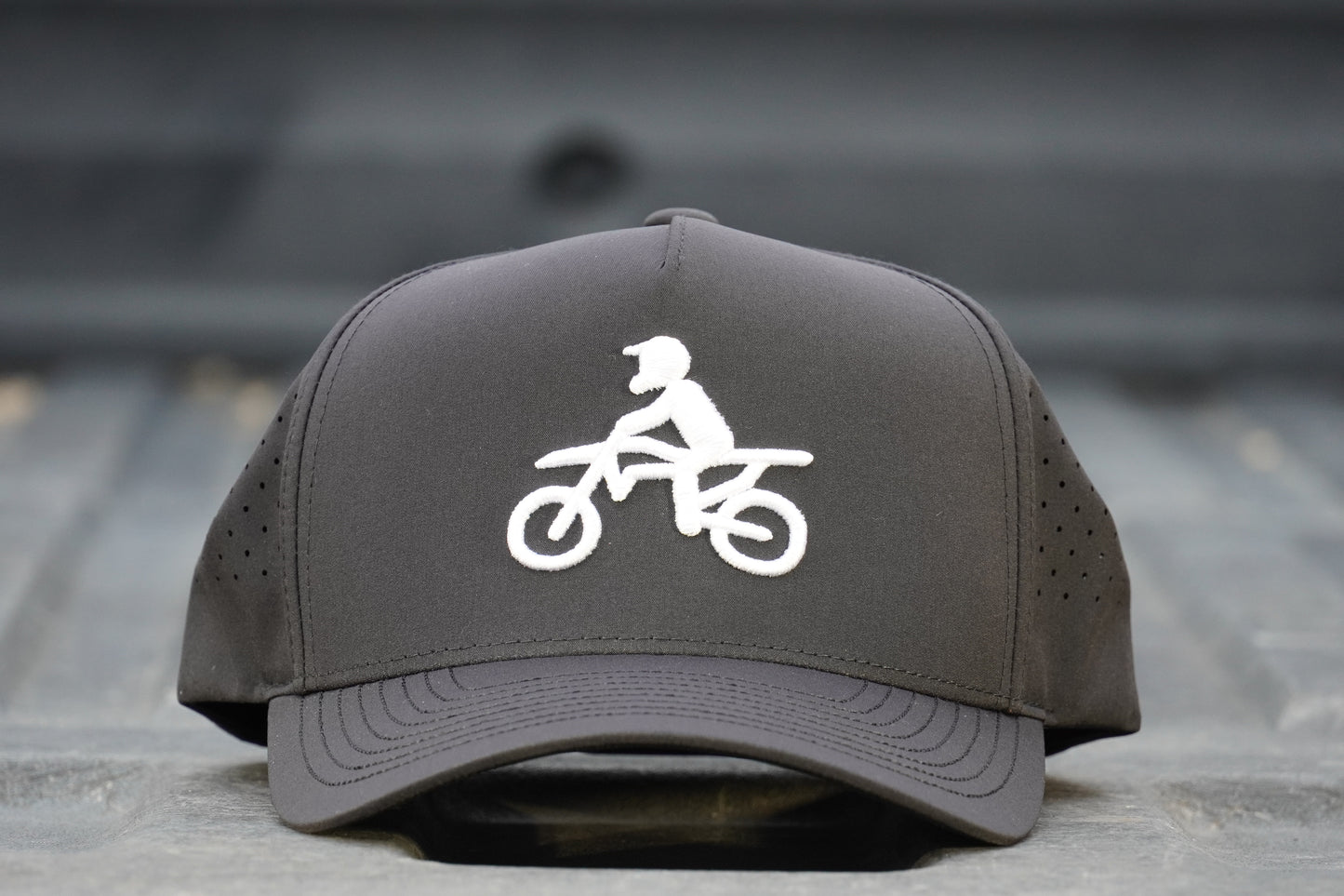 5- Panel Dirt Bike Pictogram Hat